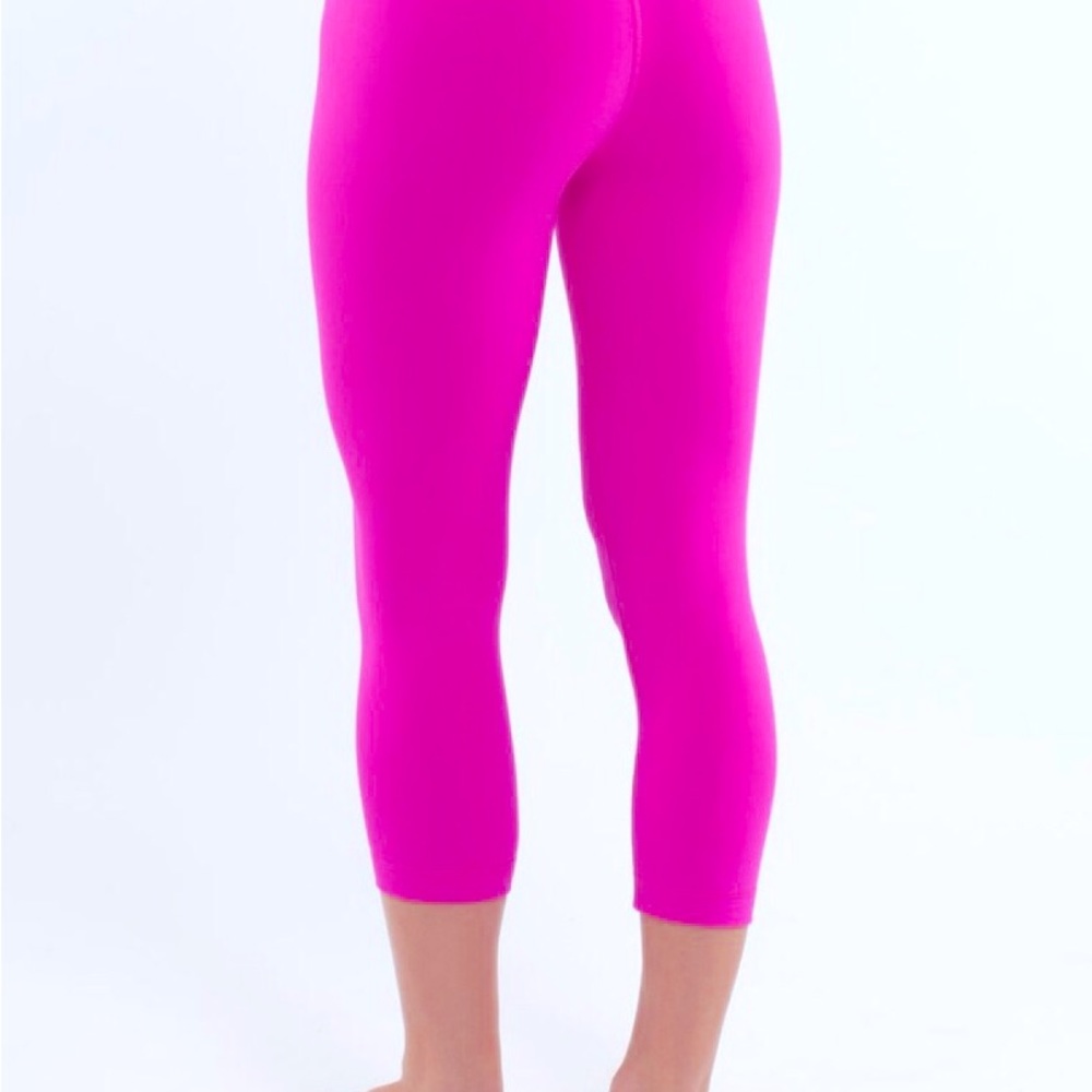 Lululemon Wunder Under Paris Pink size 2 FULL LENGTH — EUC